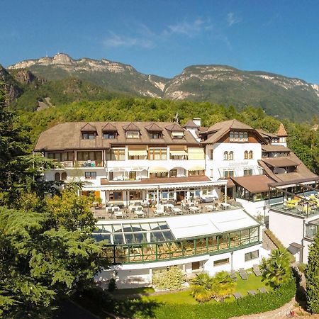 Hotel Lambrechtshof Appiano Sulla Strada Del Vino Esterno foto
